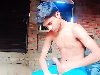 Salman Jok joins in on an Indian Gfe with an elderly guy & his boy friend